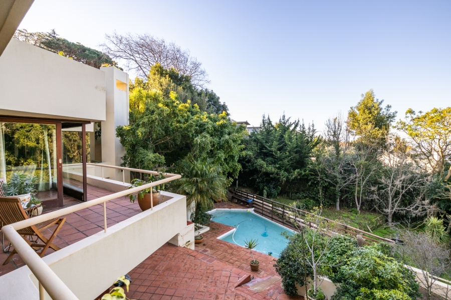 7 Bedroom Property for Sale in Bishopscourt Western Cape